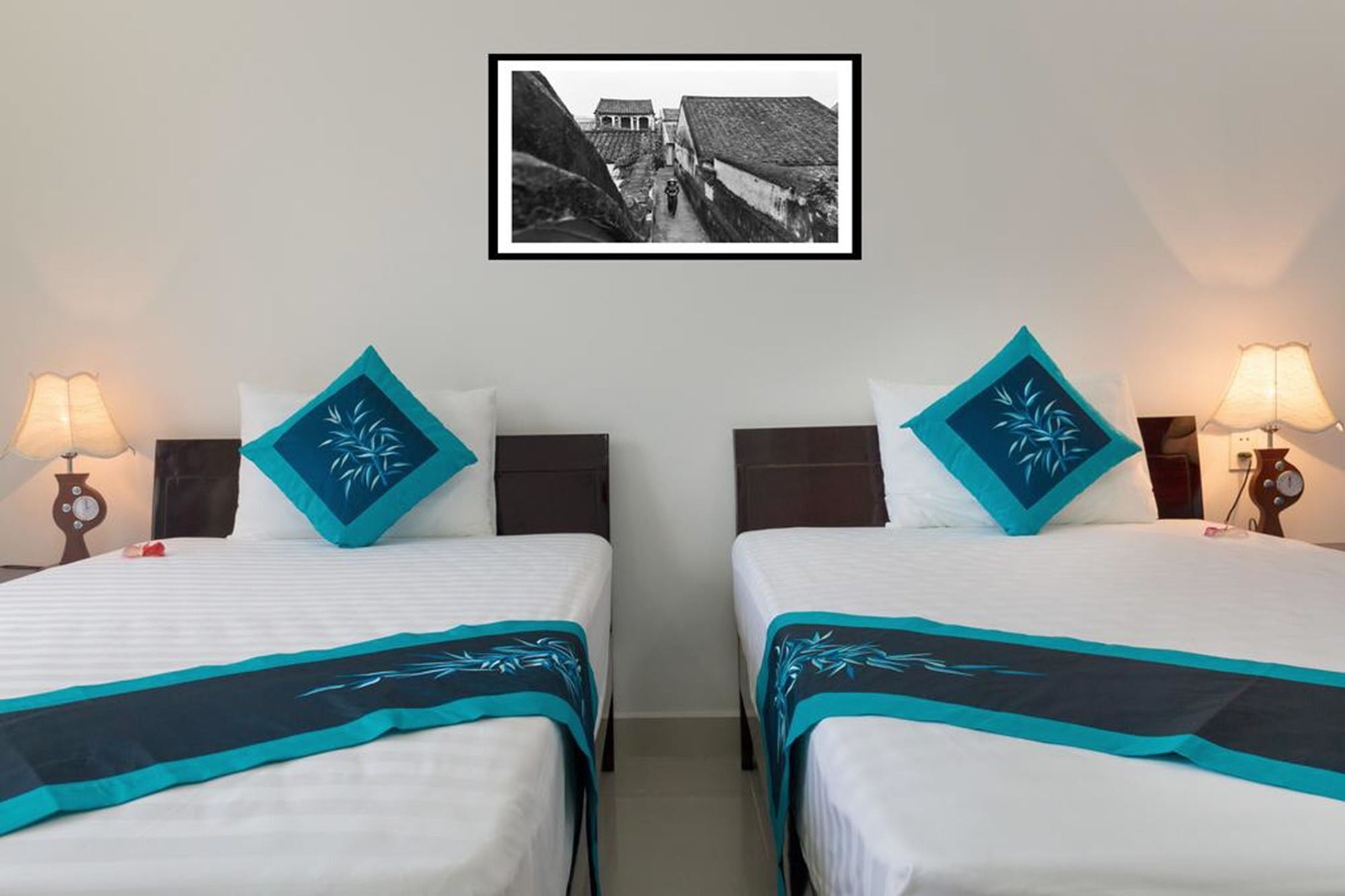 Sunshine Homestay Хойан Экстерьер фото
